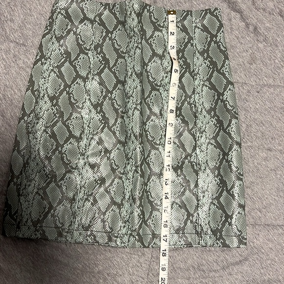 Ronny kobo Snakeskin print leather mini skirt - Picture 9 of 9